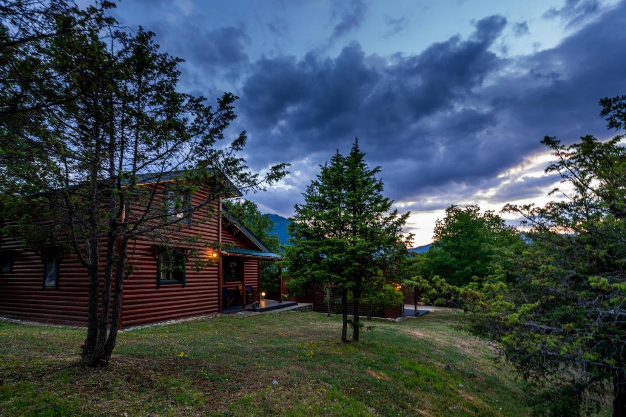 Chalet Likouresi Village Karpenisi Luaran gambar