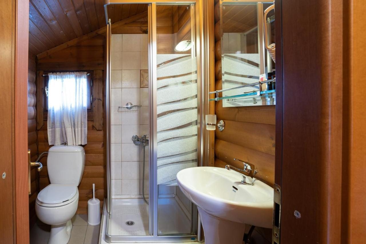 Chalet Likouresi Village Karpenisi Luaran gambar